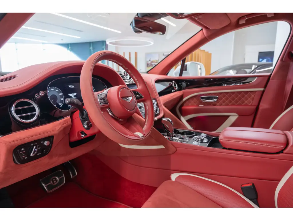 Image for 2022 Bentayga Speed W12 at position 2