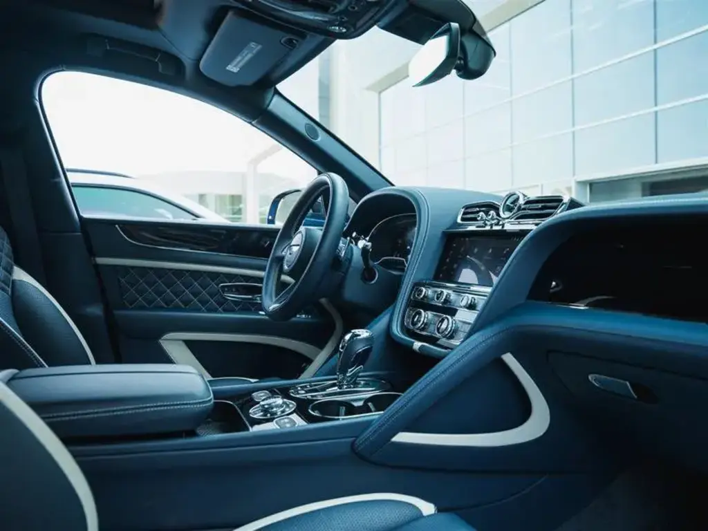 Image for 2022 Bentayga Speed W12 at position 2