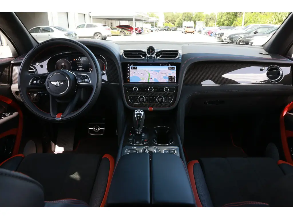 Image for 2023 Bentayga Speed W12 at position 4