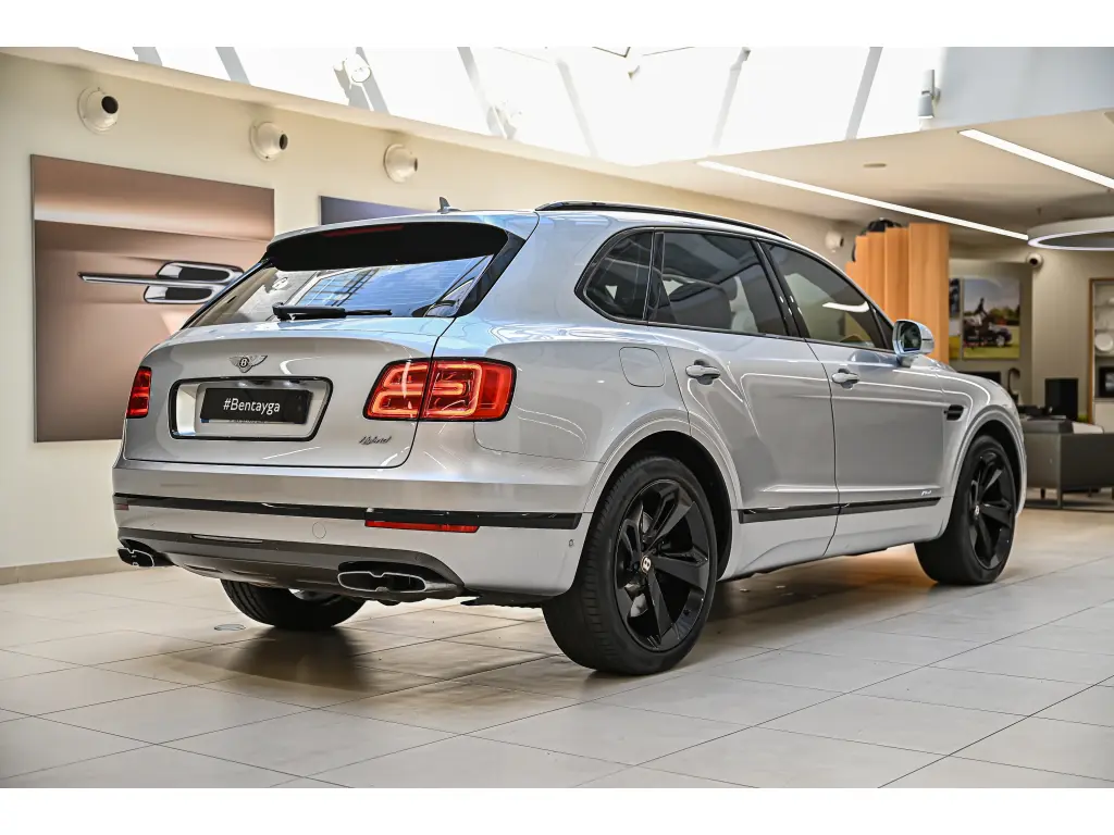 Image for 2020 Bentayga V6 Hybrid at position 3