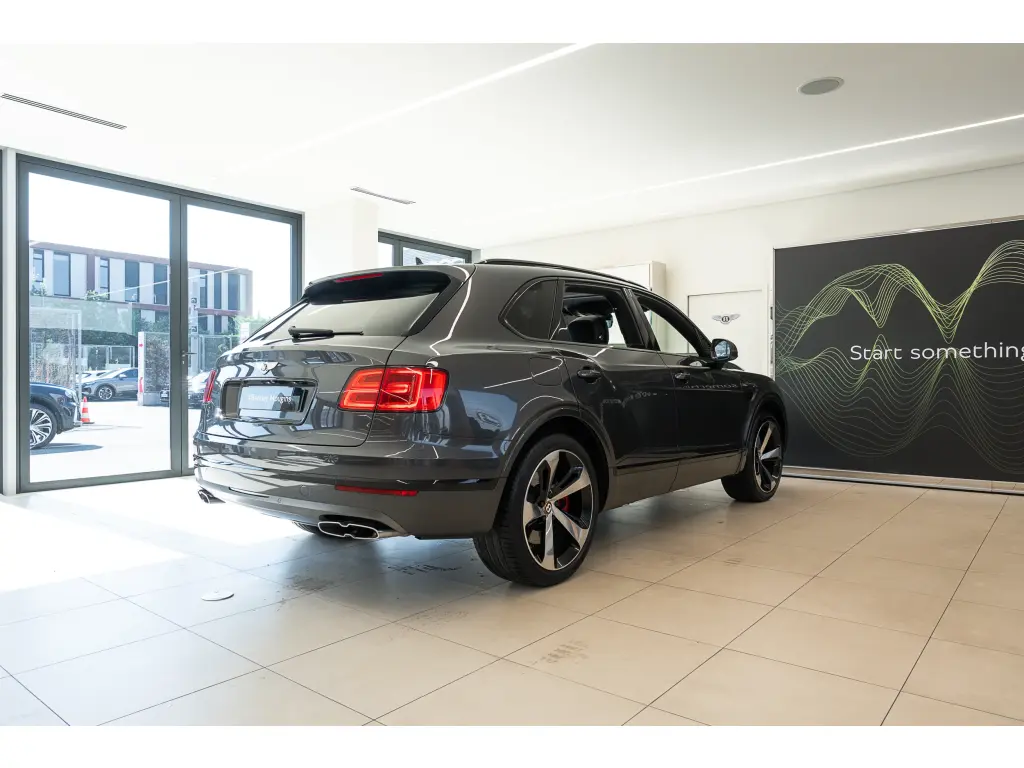 Image for 2020 Bentayga V6 Hybrid at position 3