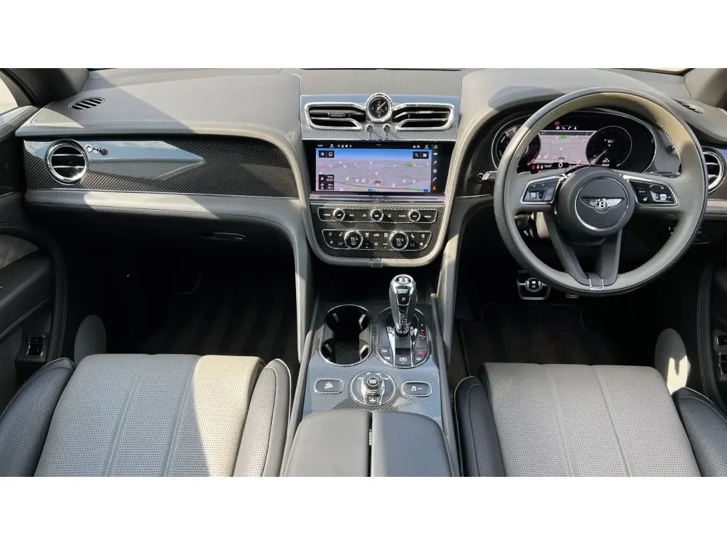 Image for 2022 Bentayga V6 Hybrid at position 4