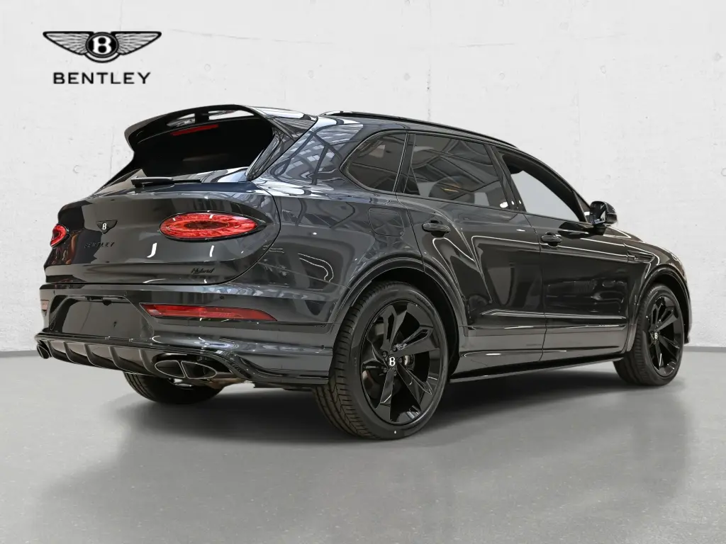 Image for 2026 Bentayga V6 Hybrid at position 3