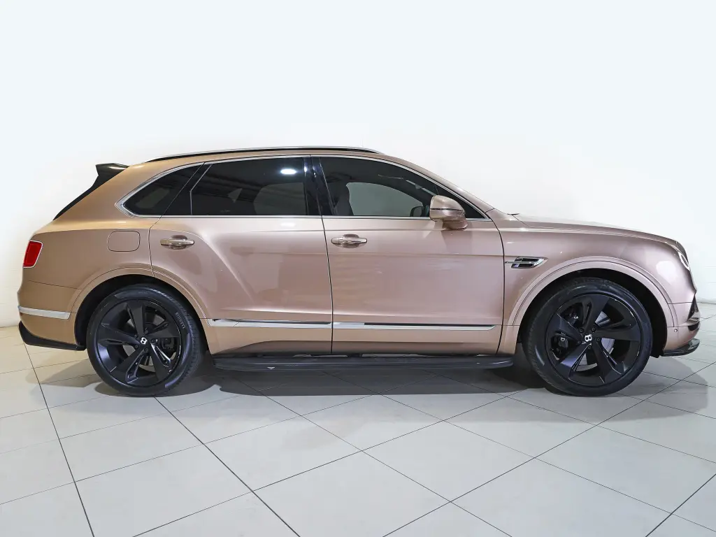 Image for 2018 Bentayga V8 Diesel at position 5