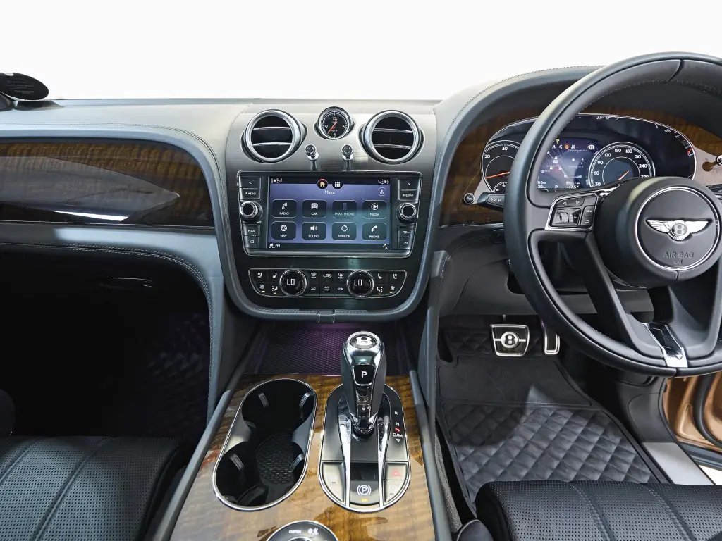 Image for 2018 Bentayga V8 Diesel at position 4