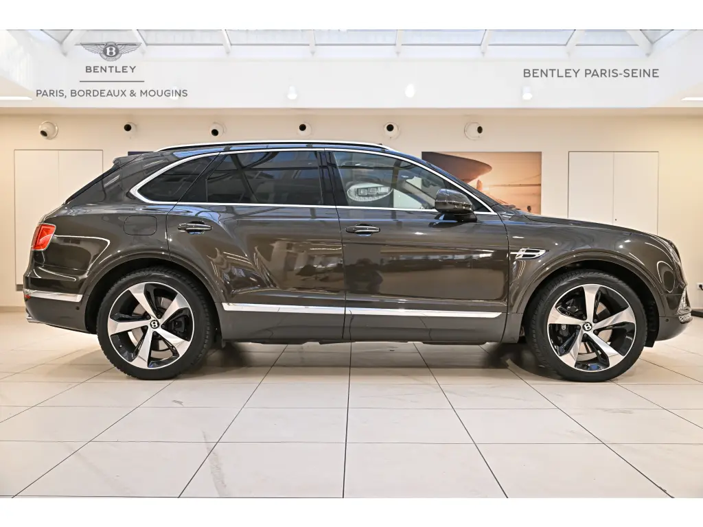 Image for 2018 Bentayga V8 at position 5