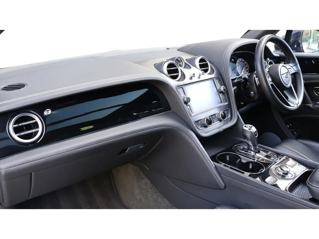 Image for 2019 Bentayga V8 at position 2