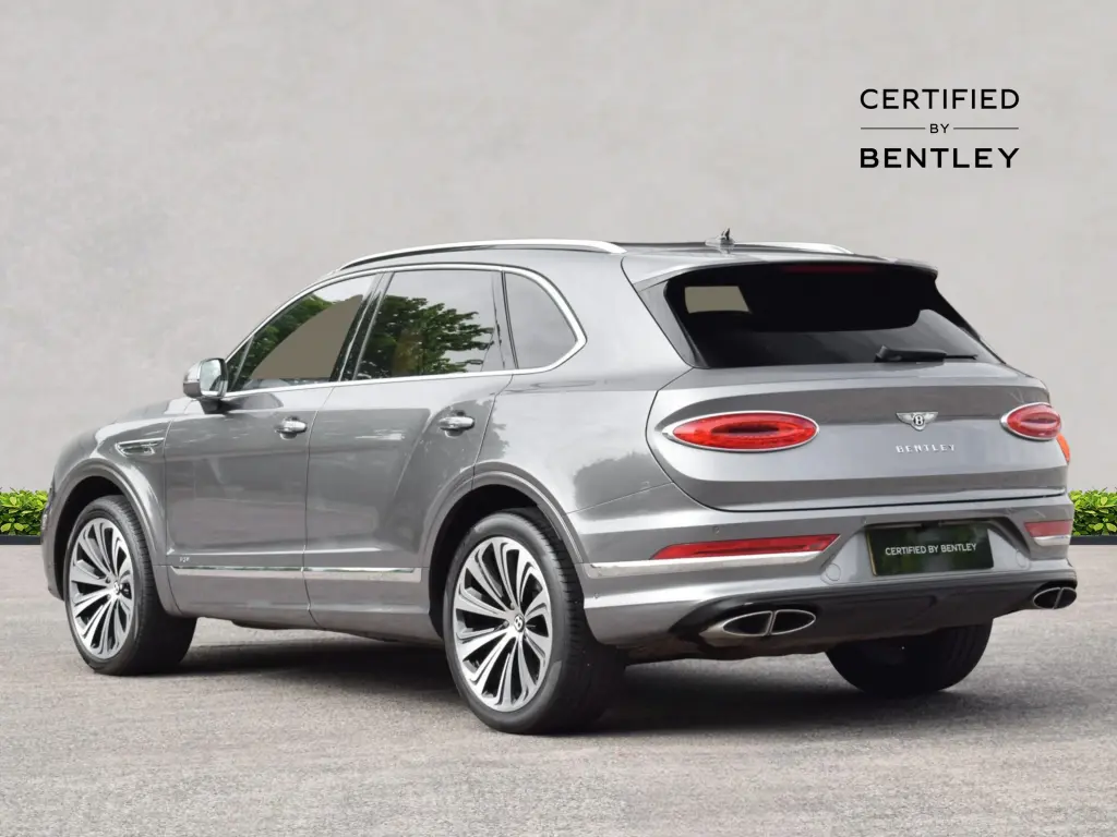 Image for 2021 Bentayga V8 at position 3