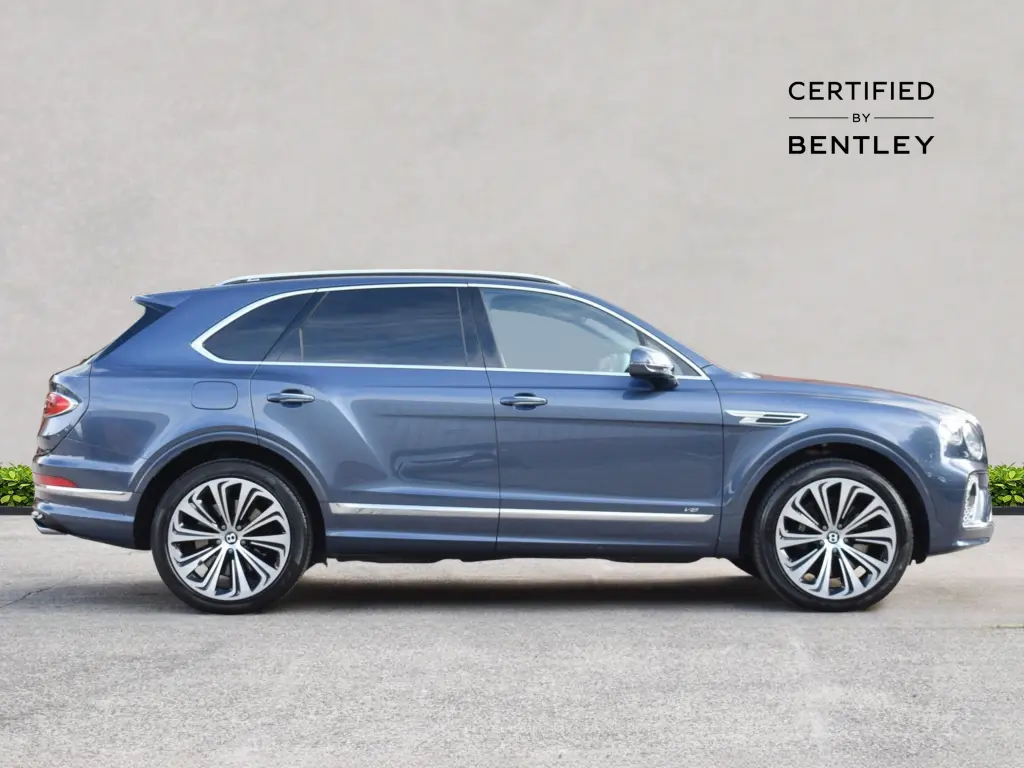 Image for 2021 Bentayga V8 at position 5