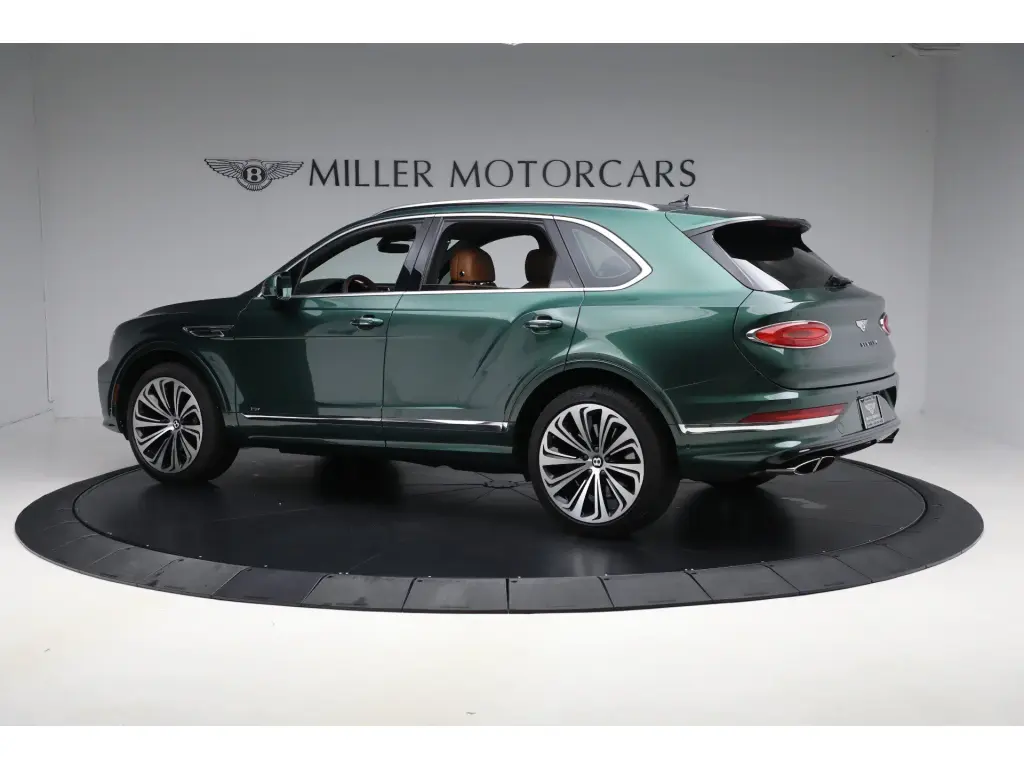 Image for 2021 Bentayga V8 at position 3