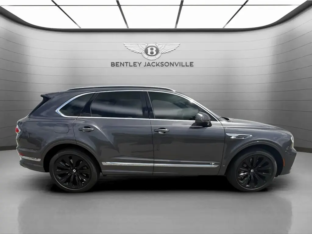 Image for 2021 Bentayga V8 at position 5