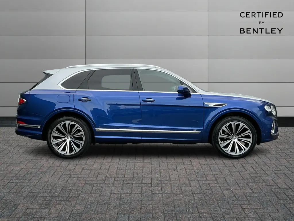Image for 2022 Bentayga V8 at position 5