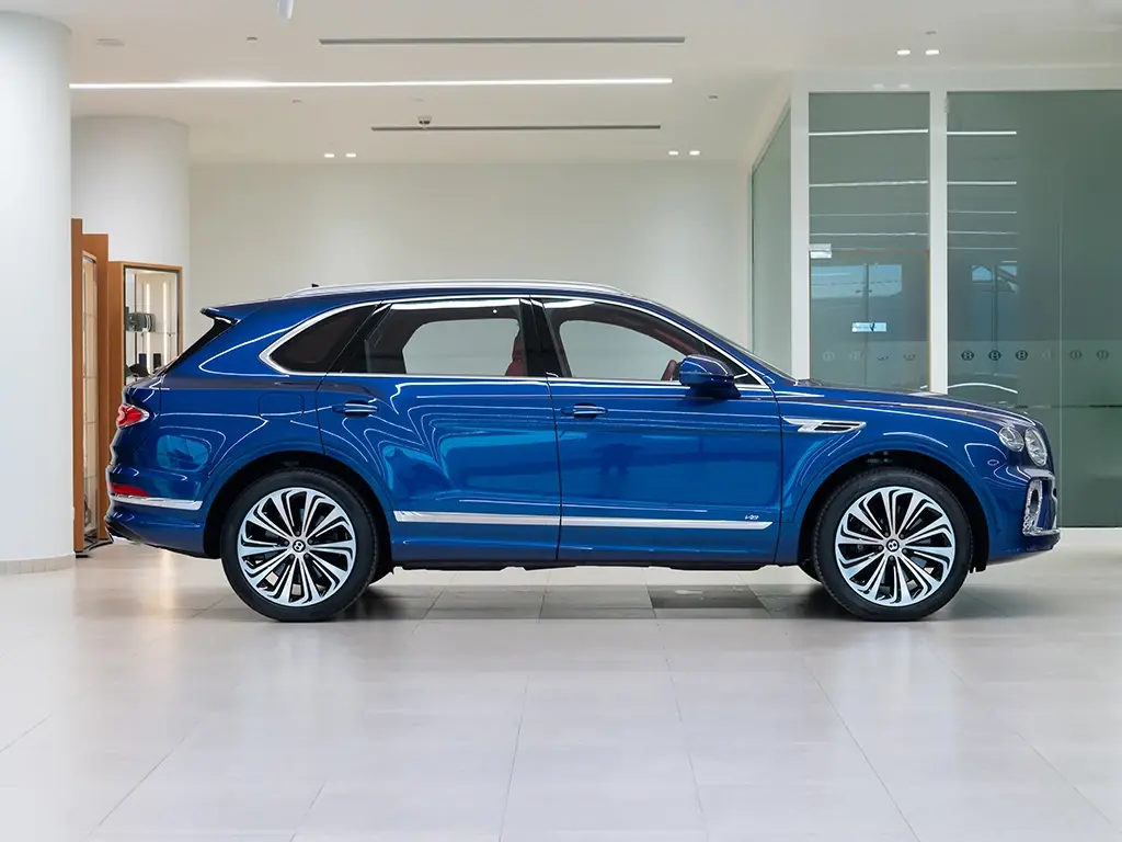 Image for 2022 Bentayga V8 at position 5