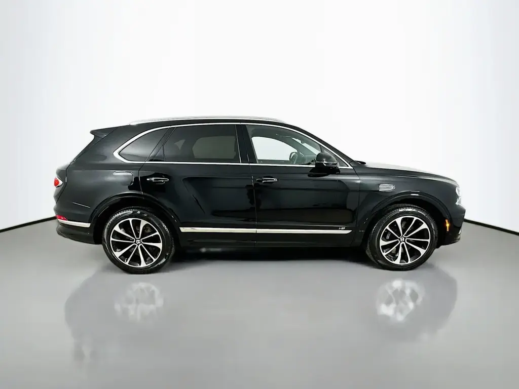 Image for 2022 Bentayga V8 at position 5