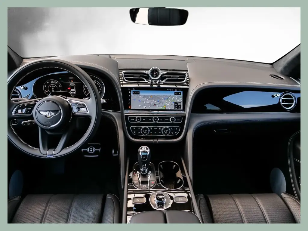 Image for 2026 Bentayga V8 at position 4