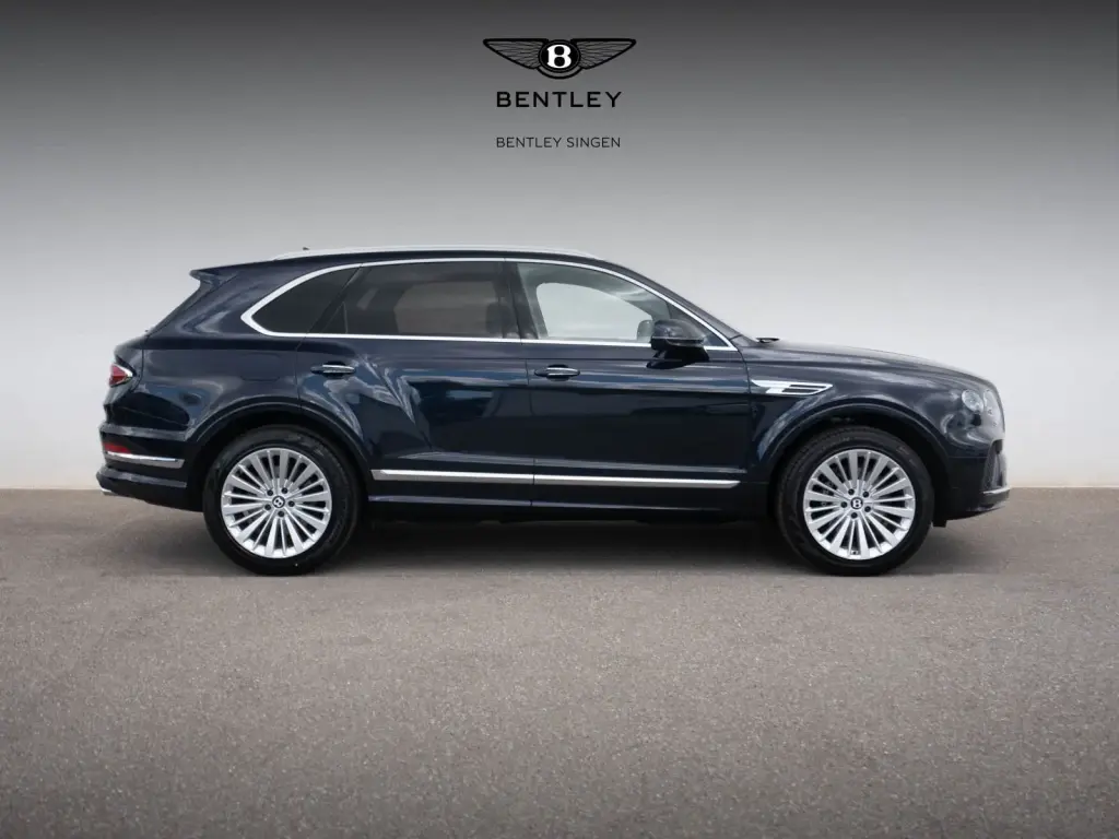 Image for 2027 Bentayga V8 at position 5