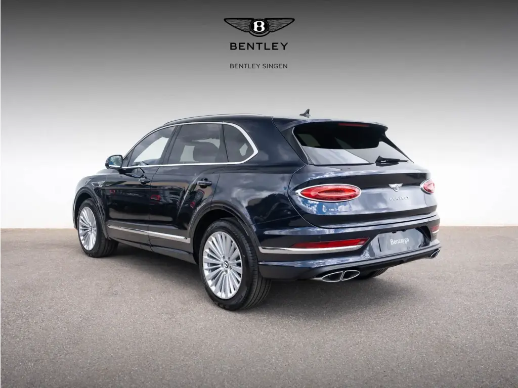 Image for 2027 Bentayga V8 at position 3