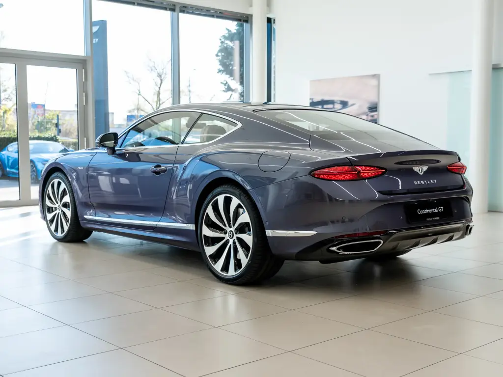 Image for 2026 Continental GT Azure V8 Hybrid at position 3