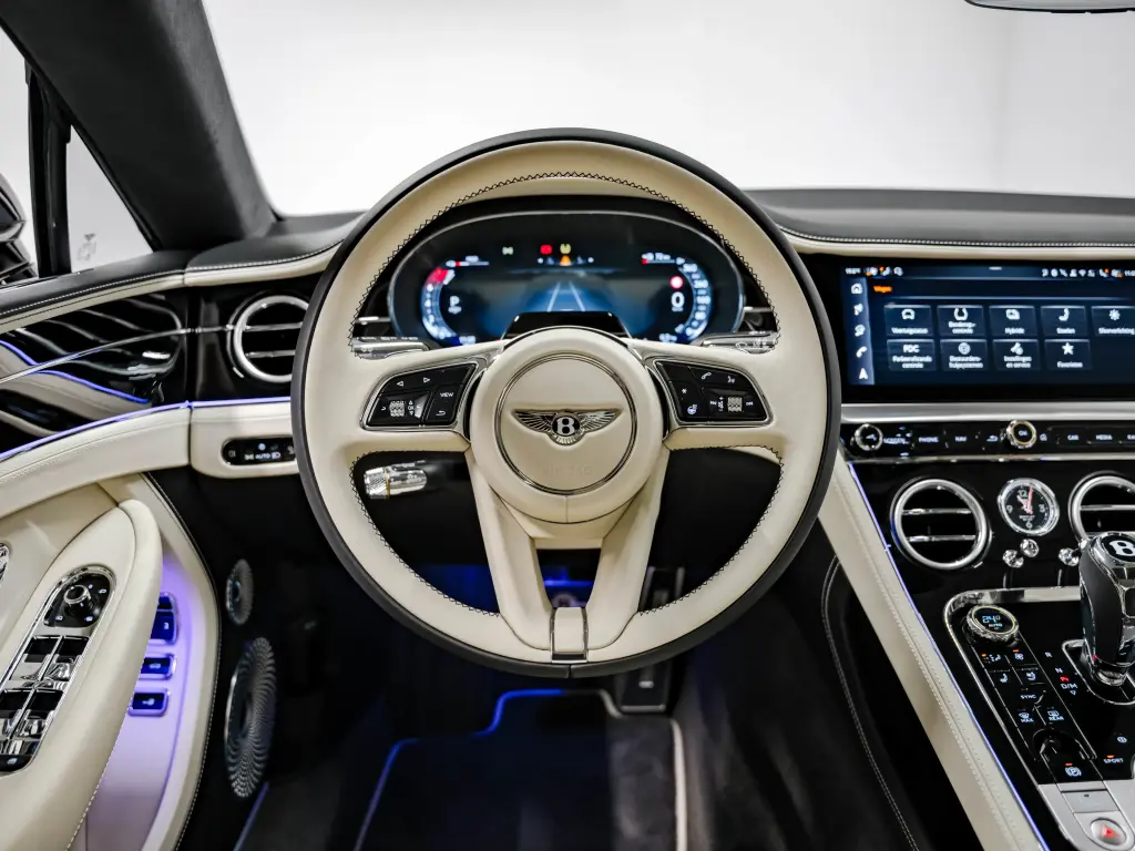 Image for 2026 Continental GT Azure V8 Hybrid at position 4