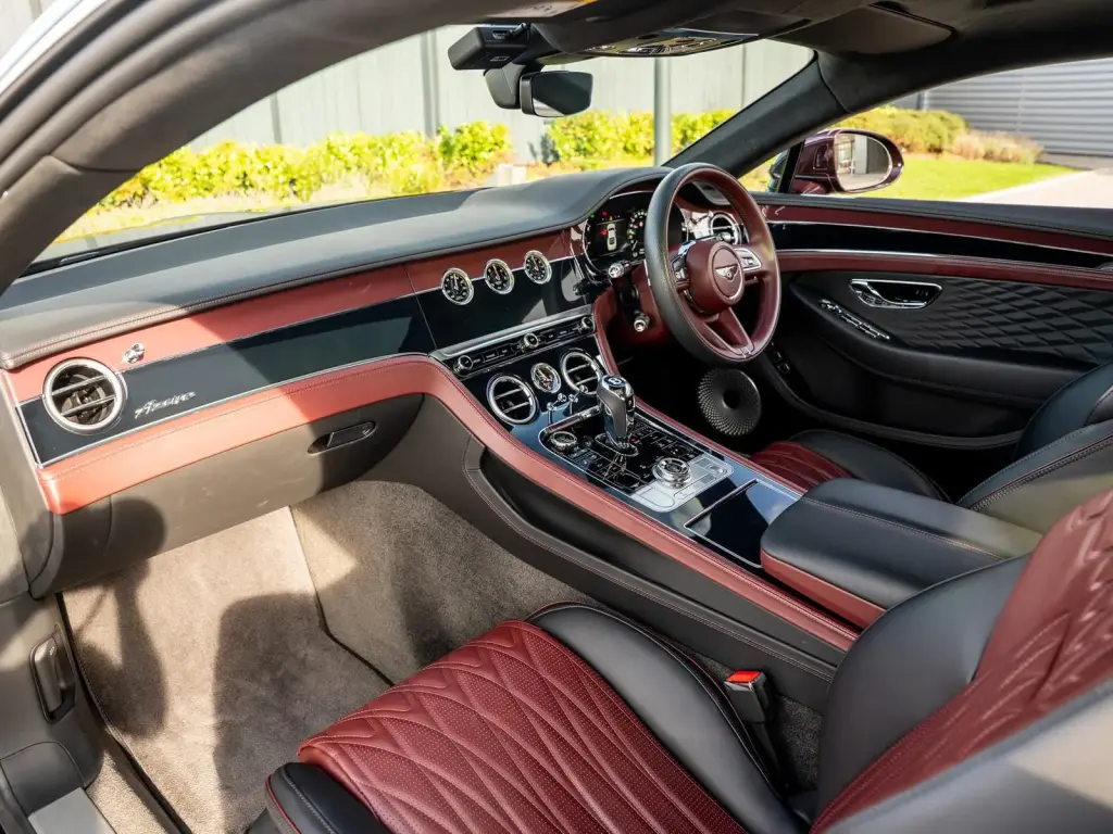 Image for 2026 Continental GT Azure V8 Hybrid at position 2