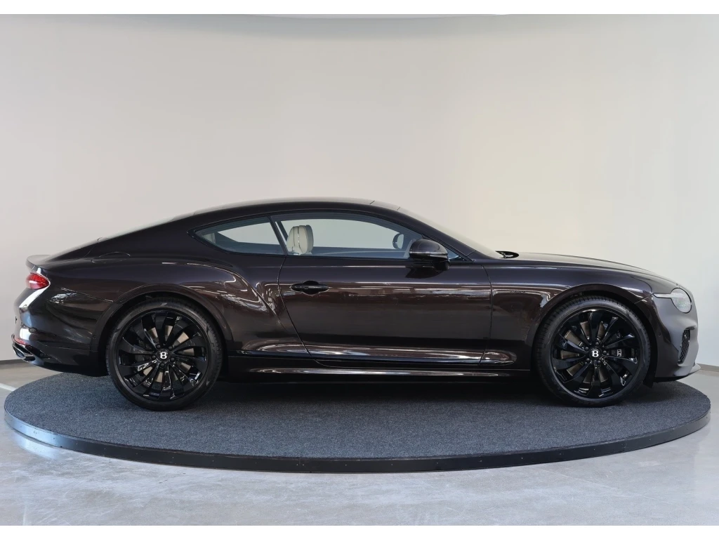 Image for 2026 Continental GT Azure V8 Hybrid at position 5