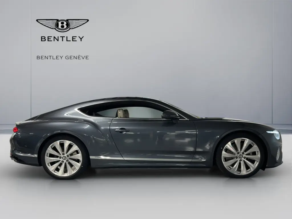 Image for 2026 Continental GT Azure V8 Hybrid at position 5