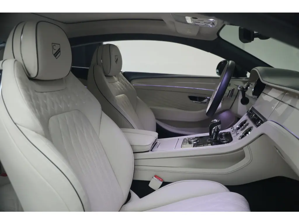 Image for 2026 Continental GT Azure V8 Hybrid at position 2