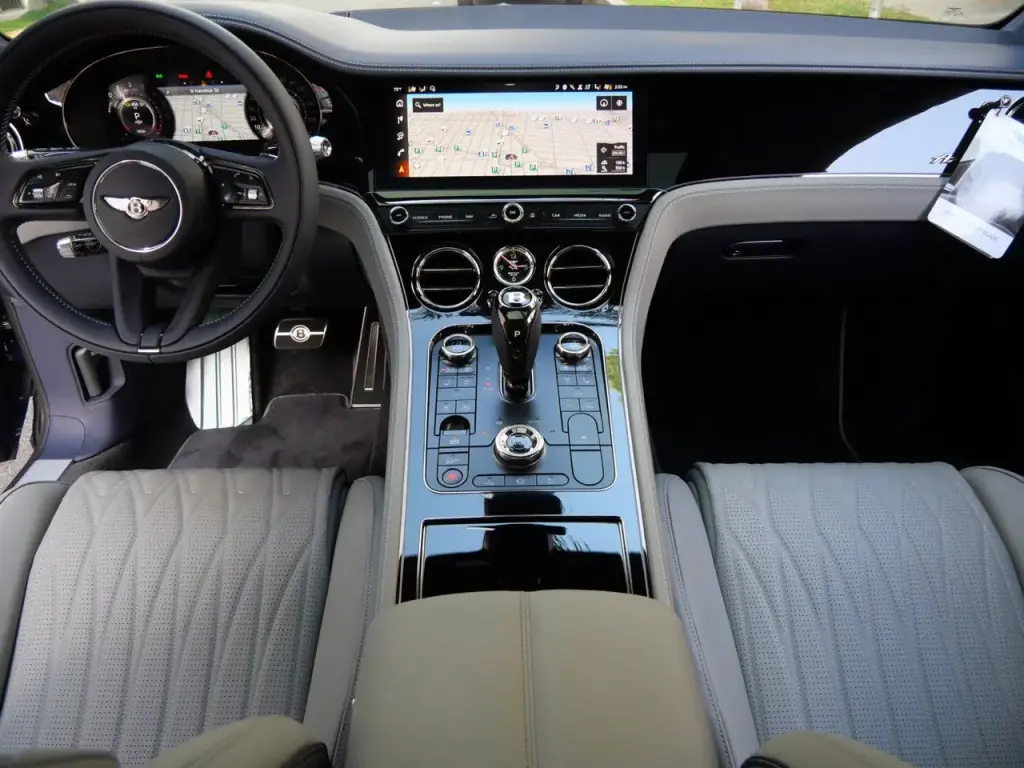 Image for 2026 Continental GT Azure V8 Hybrid at position 4