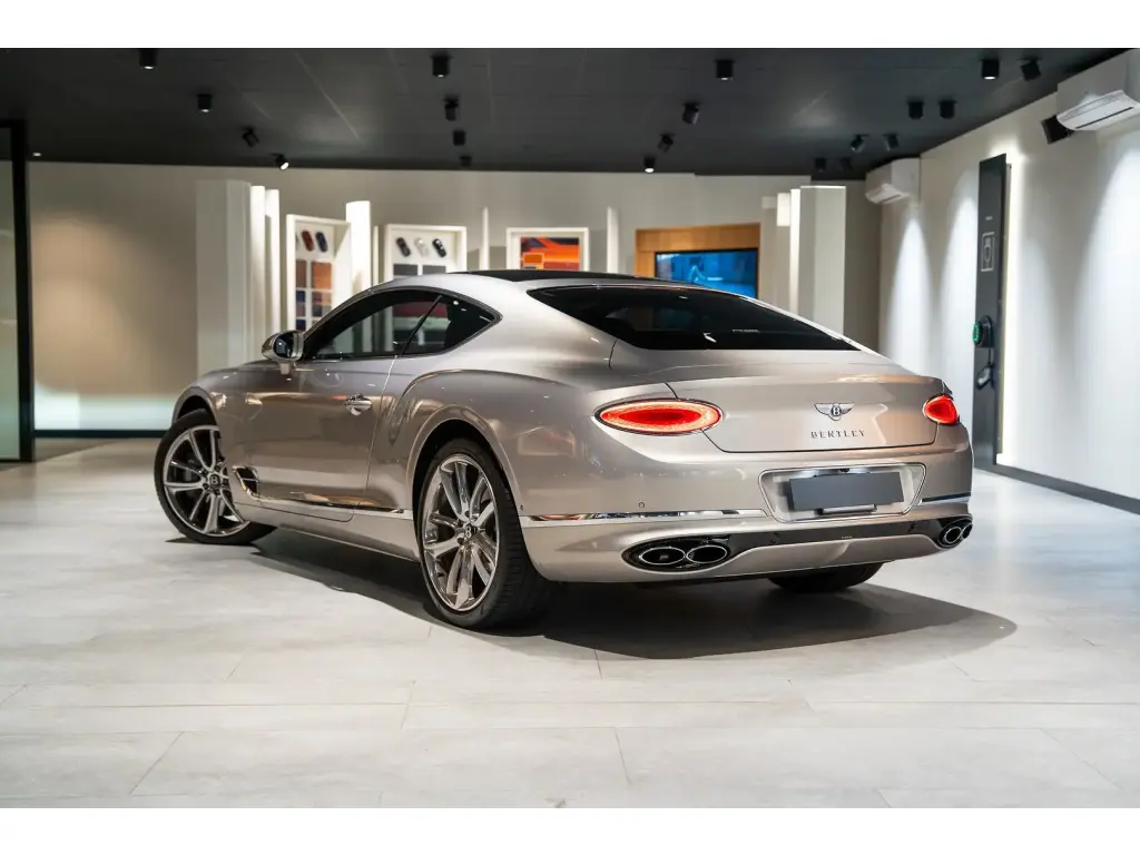 Image for 2023 Continental GT Azure V8 at position 3