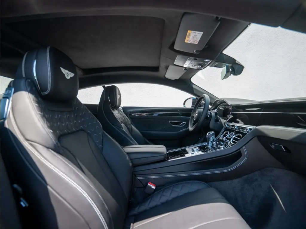 Image for 2023 Continental GT Azure V8 at position 2