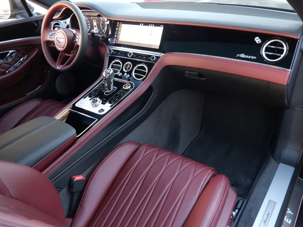 Image for 2024 Continental GT Azure V8 at position 2