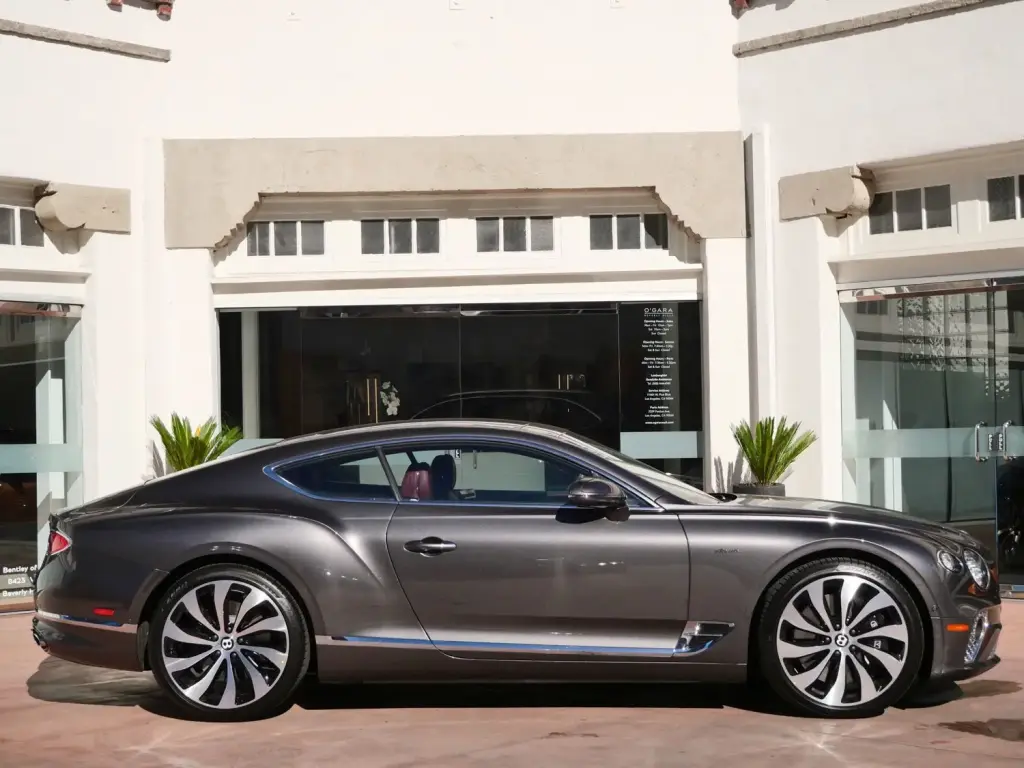 Image for 2024 Continental GT Azure V8 at position 5