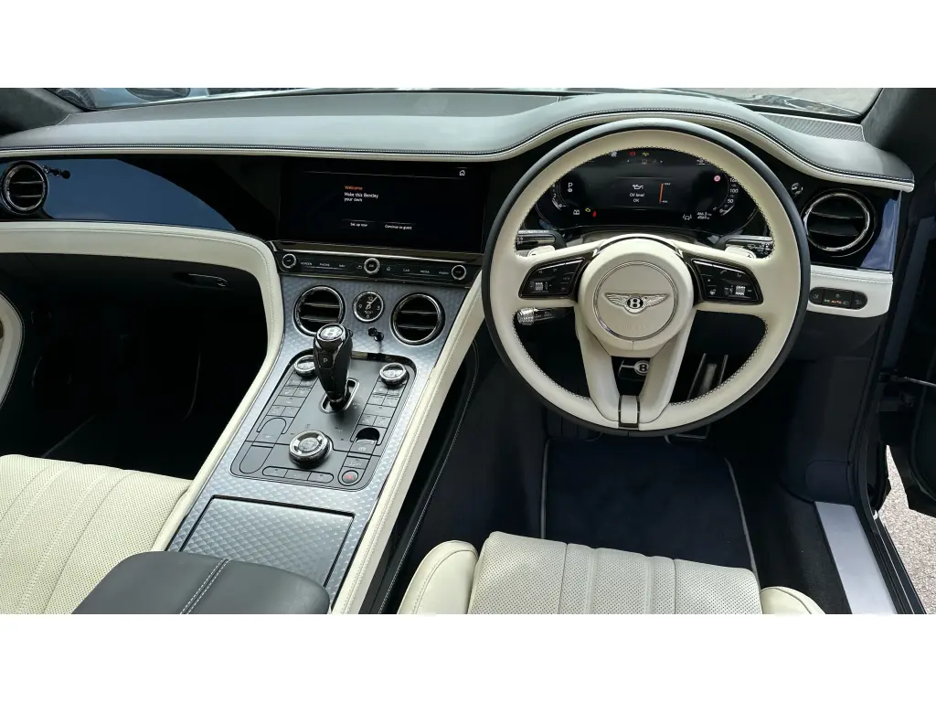 Image for 2025 Continental GT Black Edition V8 Hybrid at position 4
