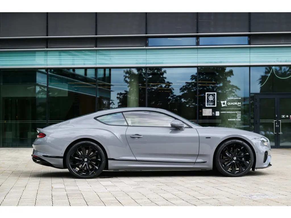 Image for 2025 Continental GT Black Edition V8 Hybrid at position 5