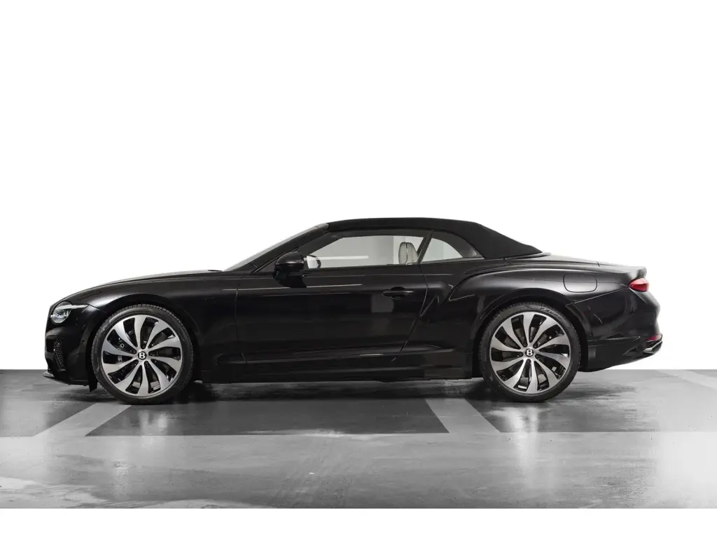Image for 2026 Continental GT Convertible Azure V8 Hybrid at position 5