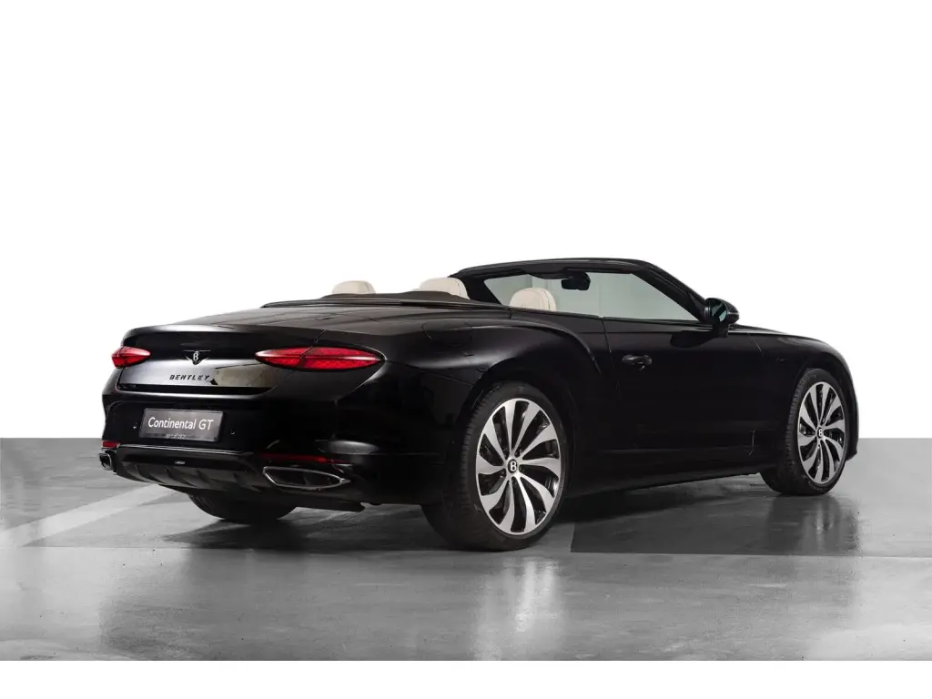 Image for 2026 Continental GT Convertible Azure V8 Hybrid at position 3