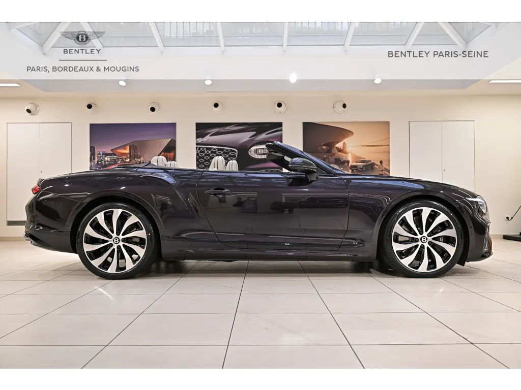 Image for 2026 Continental GT Convertible Azure V8 Hybrid at position 5