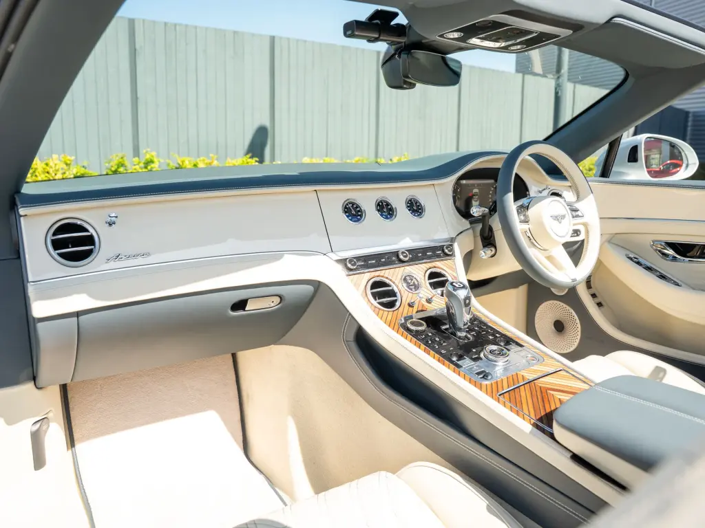 Image for 2026 Continental GT Convertible Azure V8 Hybrid at position 4