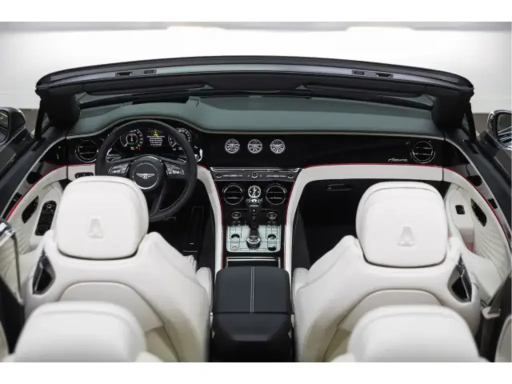 2026 Continental GT Convertible Azure V8 Hybrid vehicle image