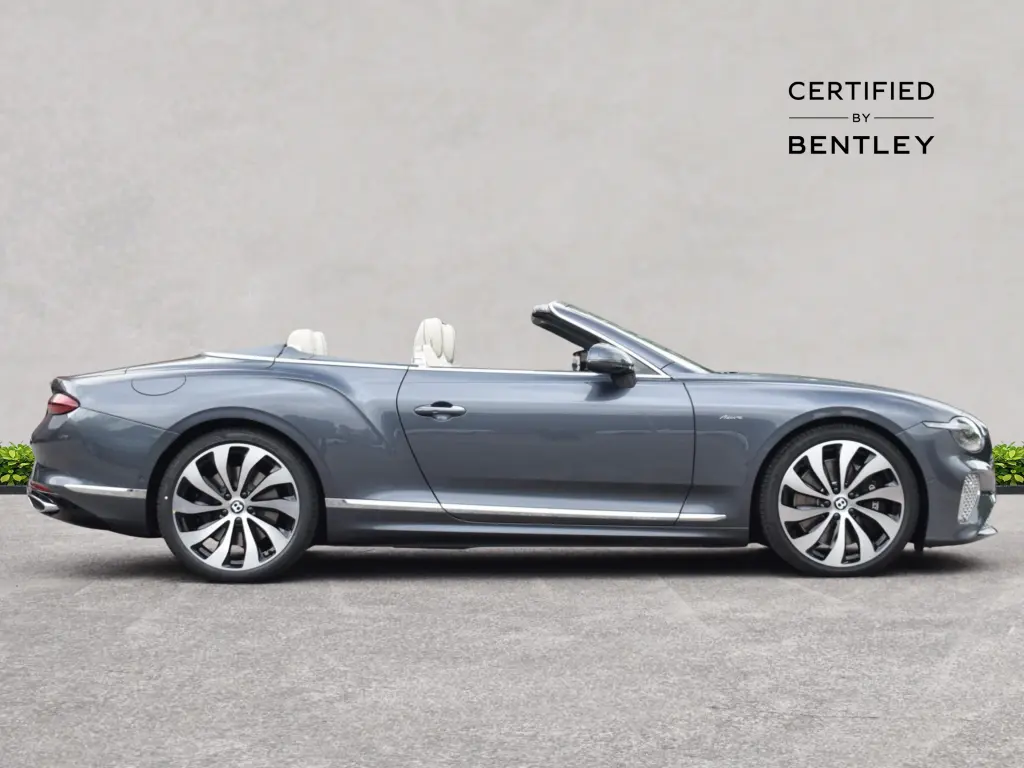 Image for 2026 Continental GT Convertible Azure V8 Hybrid at position 5