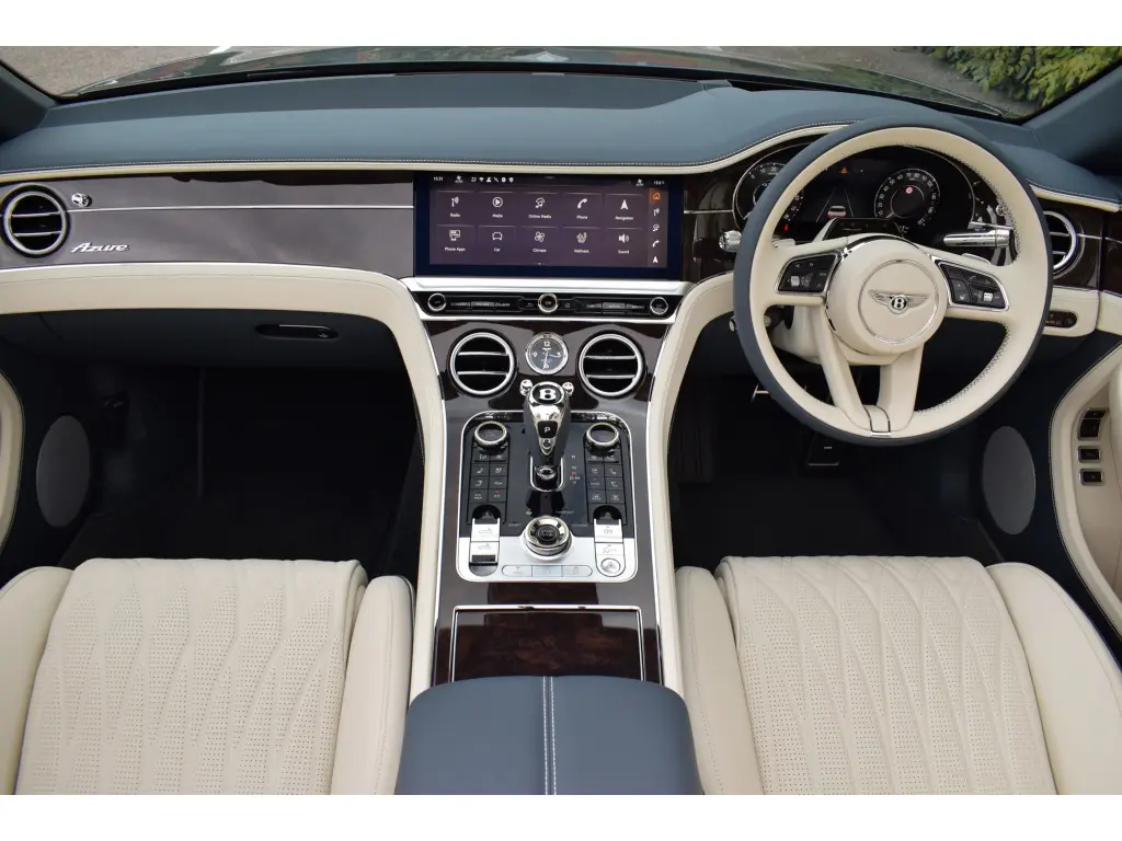 Image for 2026 Continental GT Convertible Azure V8 Hybrid at position 4