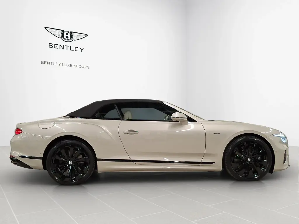 Image for 2026 Continental GT Convertible Azure V8 Hybrid at position 5