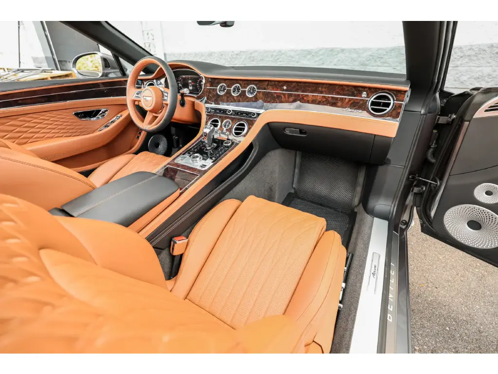 Image for 2026 Continental GT Convertible Azure V8 Hybrid at position 2