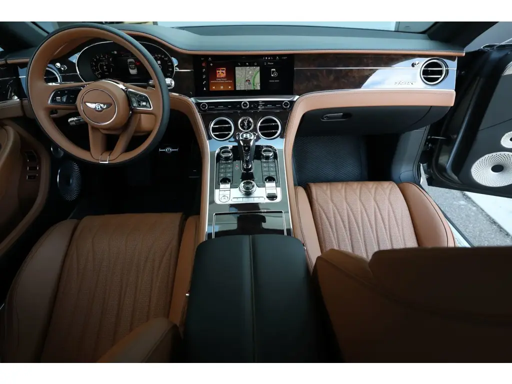 Image for 2026 Continental GT Convertible Azure V8 Hybrid at position 4