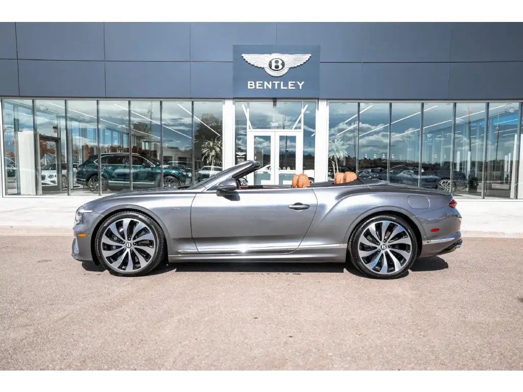 Image for 2026 Continental GT Convertible Azure V8 Hybrid at position 5