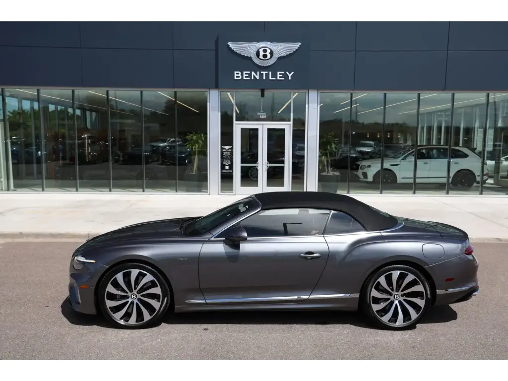 Image for 2026 Continental GT Convertible Azure V8 Hybrid at position 5