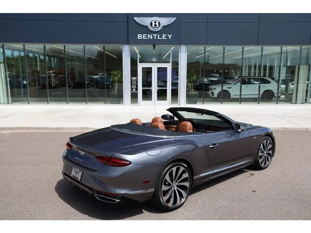 Image for 2026 Continental GT Convertible Azure V8 Hybrid at position 3