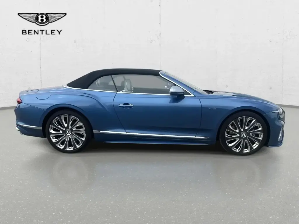 Image for 2025 Continental GT Convertible Mulliner V8 Hybrid at position 5