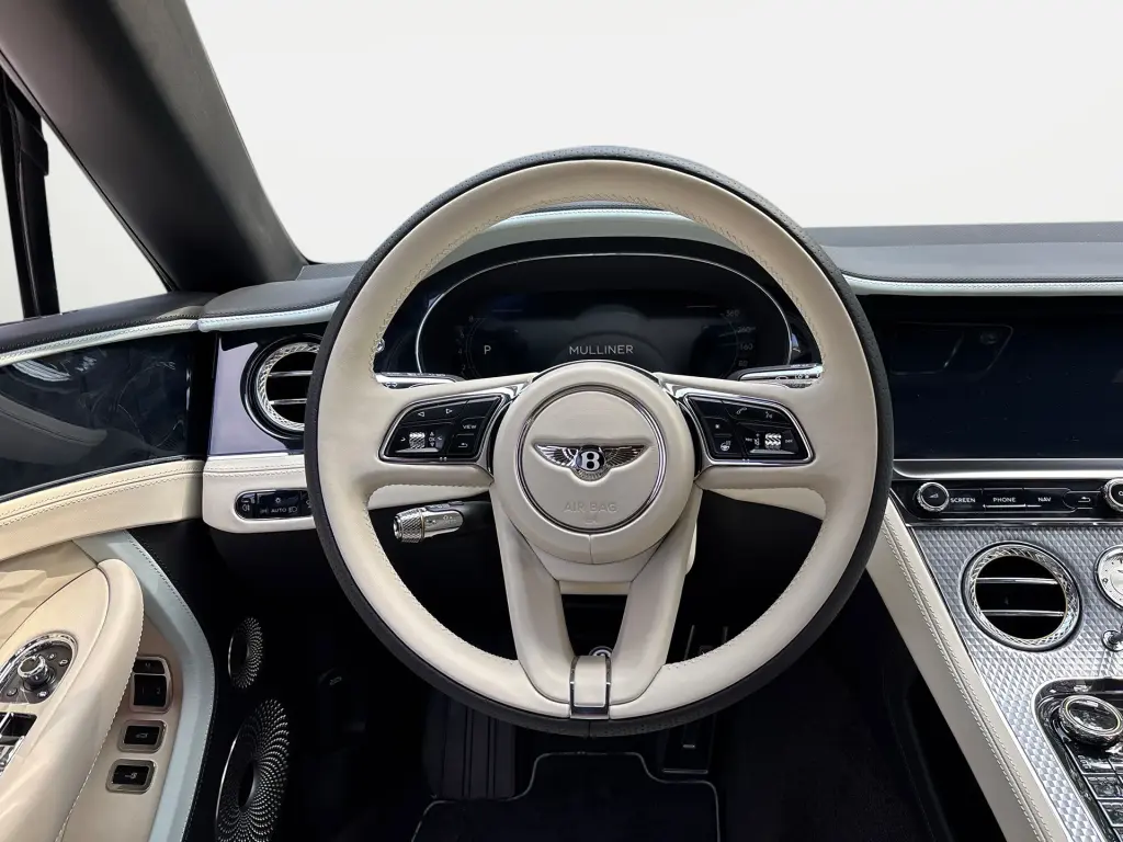 Image for 2025 Continental GT Convertible Mulliner V8 Hybrid at position 4