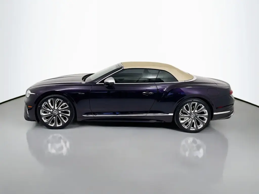 Image for 2025 Continental GT Convertible Mulliner V8 Hybrid at position 5